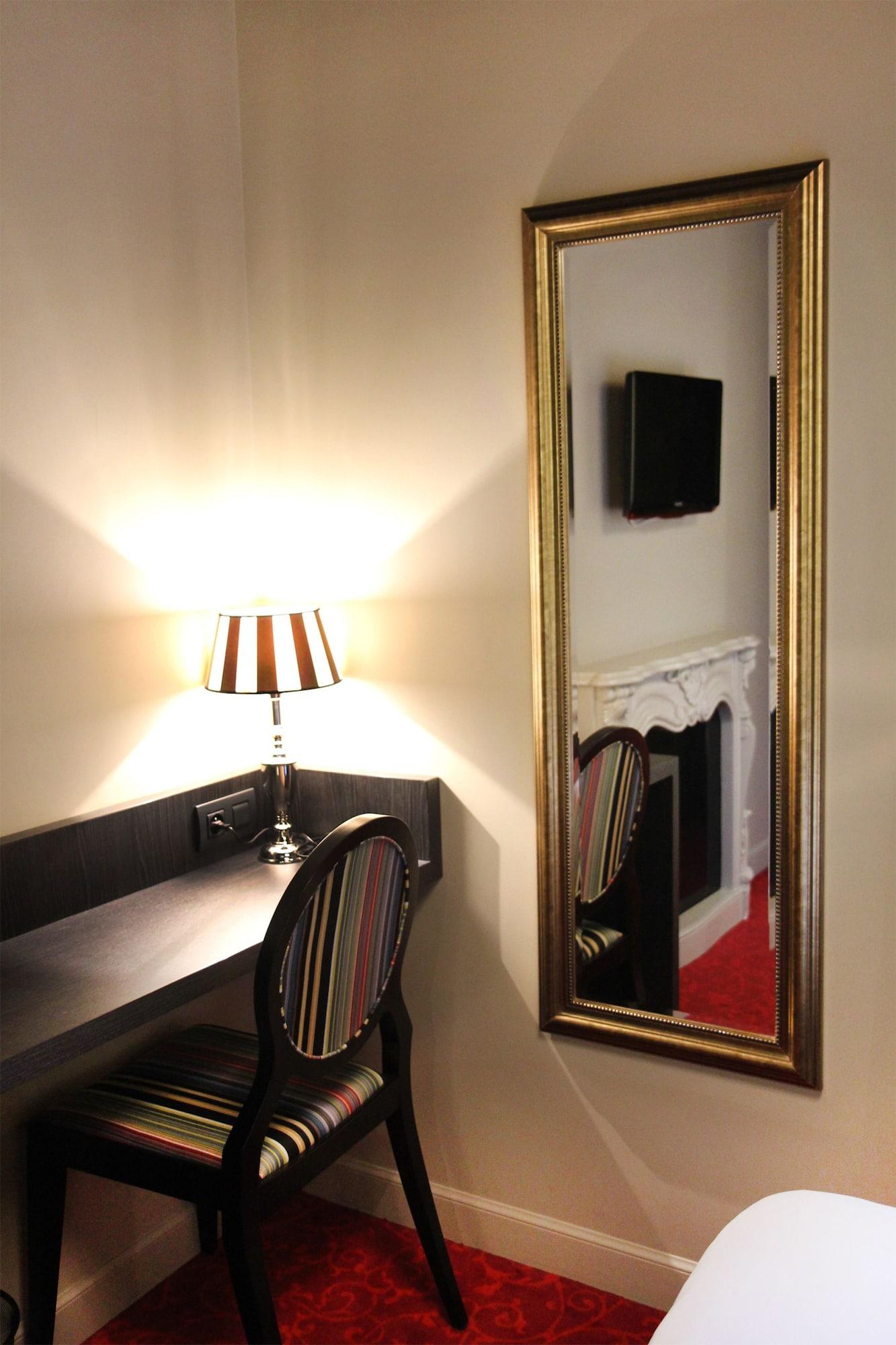 Best Western Le Montmartre - Saint Pierre Paris Dış mekan fotoğraf